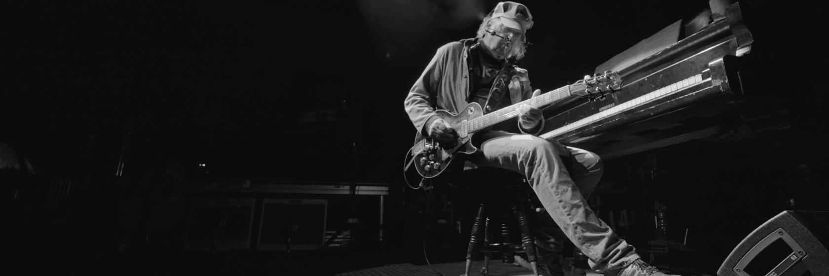Neil Young: Coastal